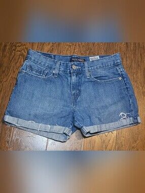 Levi's Women's Medium Blue Rolled Cuff Denim Shorts